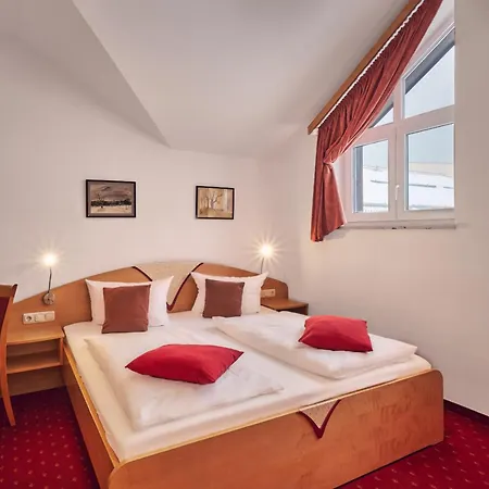 Hotel Hunderesort Waldeck - 4 Sterne Urlaub Mit Hund Philippsreut